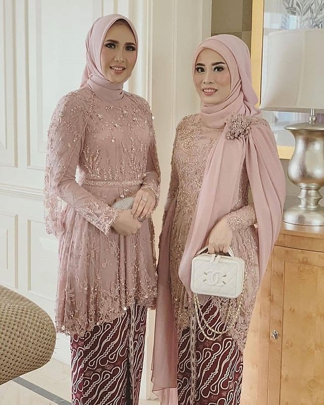 model kebaya tunik  640 X 800 pin di muslim fashion dress