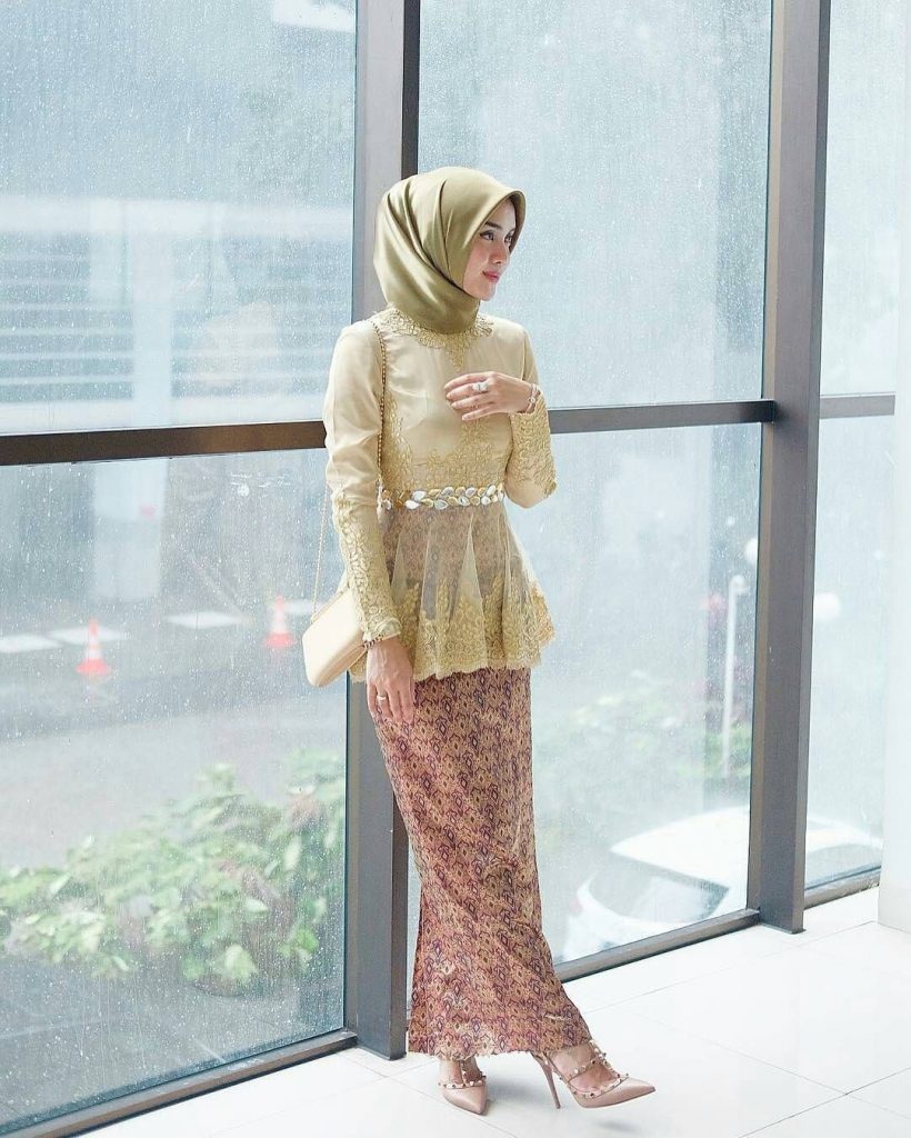 model kebaya wisuda pinterest 1080 X 1349 5 inspirasi outfit hijab modern model kebaya peplum