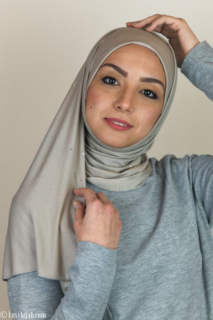 √ 30+ Model Hijab Pesta (Gaun, Baju, Simple, Terbaru, Pashmina) Model Hijab Pesta