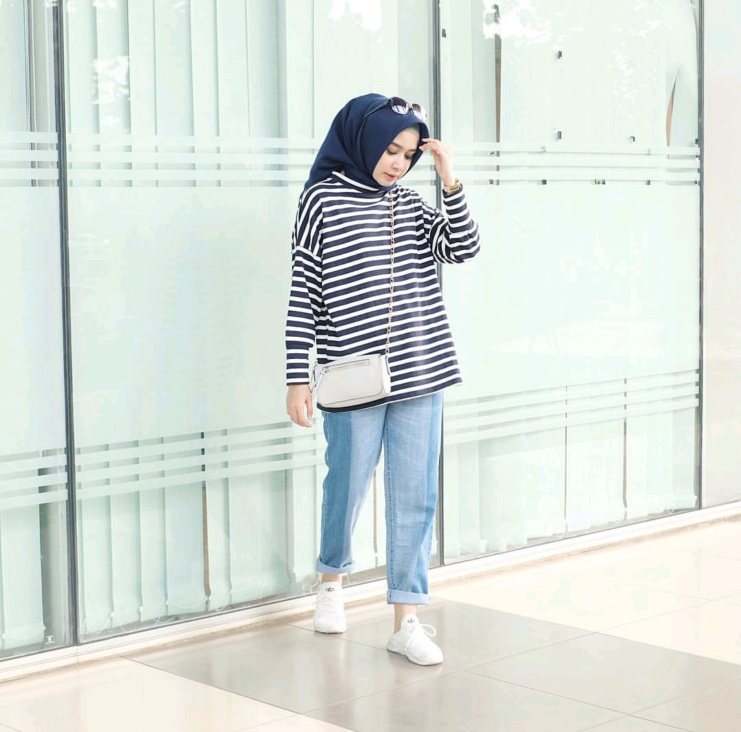 Sporty Hijab Street Stylehany Sabrina Outfit Hijab Sehari-Hari